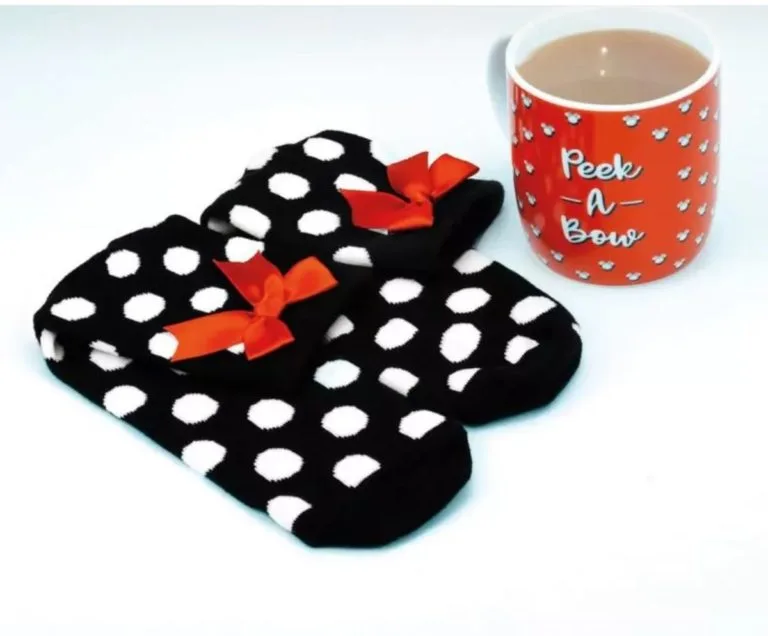 DISNEY - Minnie Gift Set 'Mug & Socks'