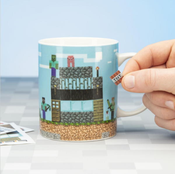MINECRAFT - Build a level - Mug 325ml met stickers