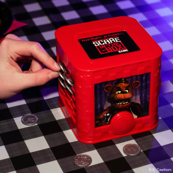 FNAF - Signature Games - Scare-In-The-Box Game - UK - Afbeelding 6