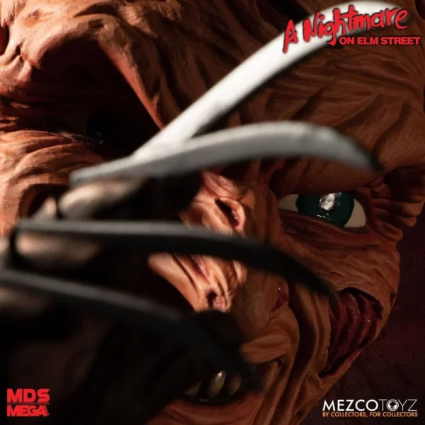 NIGHTMARE ON ELM STREET - Talking Figure Freddy Krueger - 38cm - Afbeelding 2