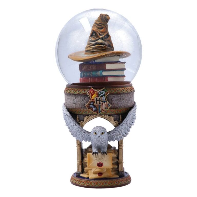 HARRY POTTER - First Day at Hogwarts - Snow Globe 17cm